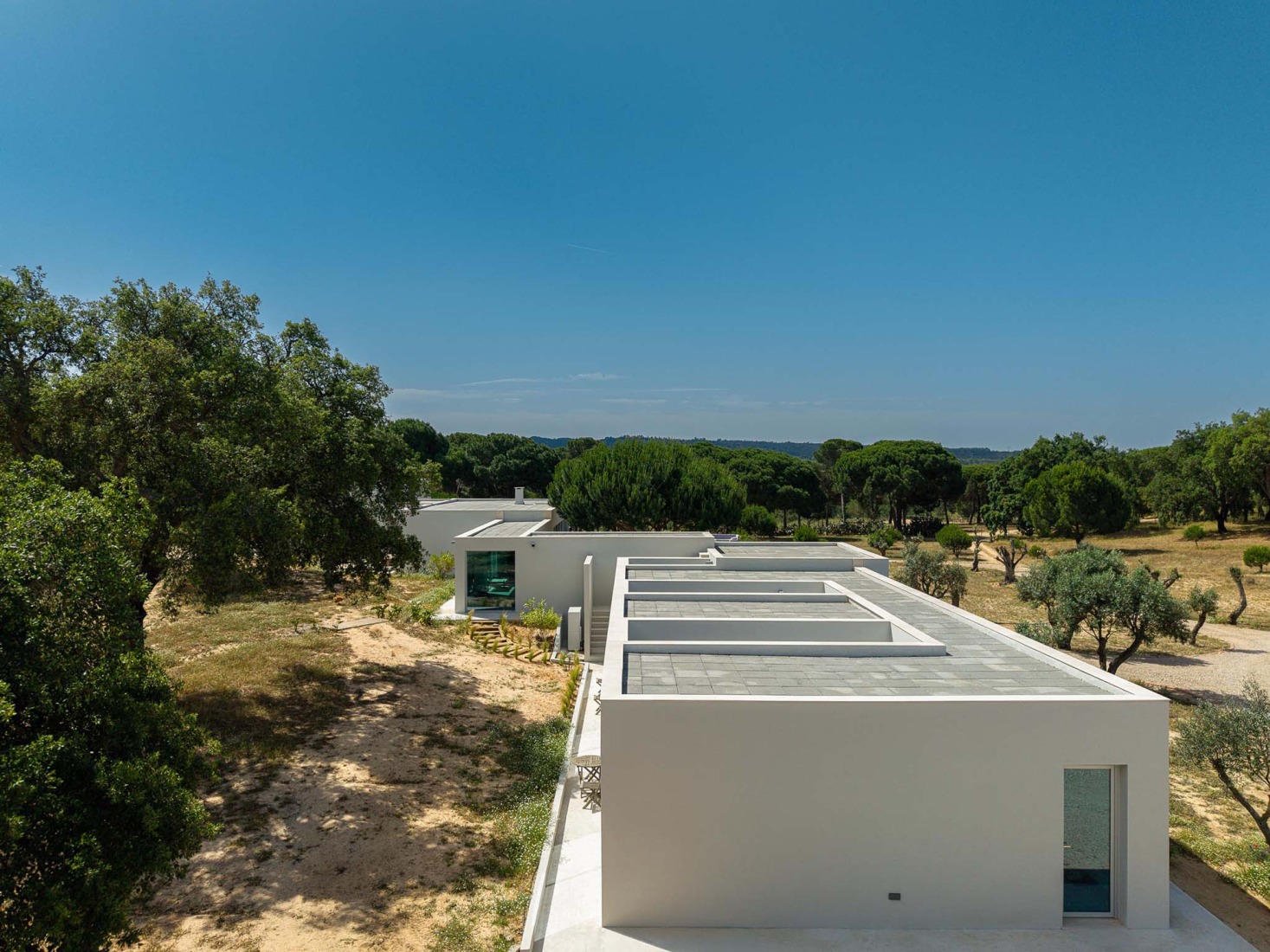 Casa M Ariane por Sabrab Architecture. Fotografía por Ivo Tavares Studio.