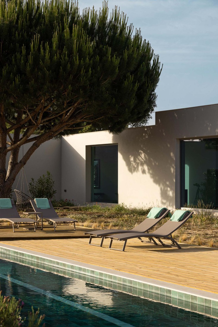 Casa M Ariane por Sabrab Architecture. Fotografía por Ivo Tavares Studio.
