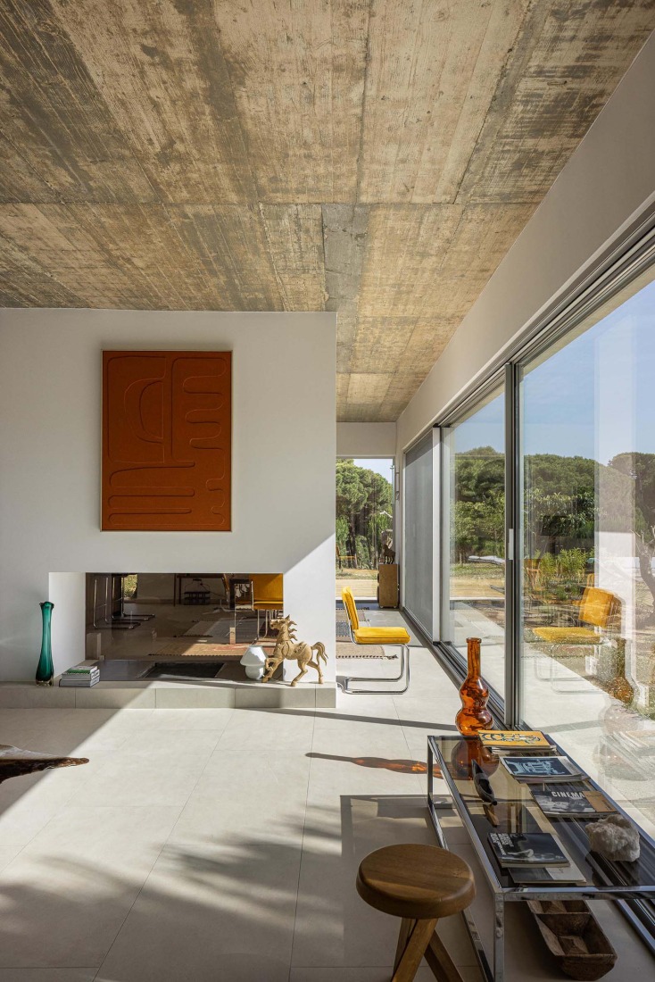 Casa M Ariane por Sabrab Architecture. Fotografía por Ivo Tavares Studio.