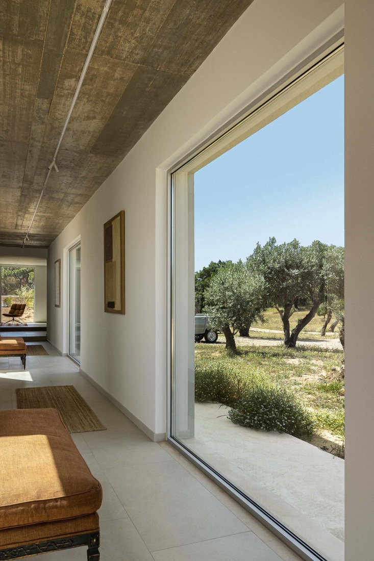 Casa M Ariane por Sabrab Architecture. Fotografía por Ivo Tavares Studio.