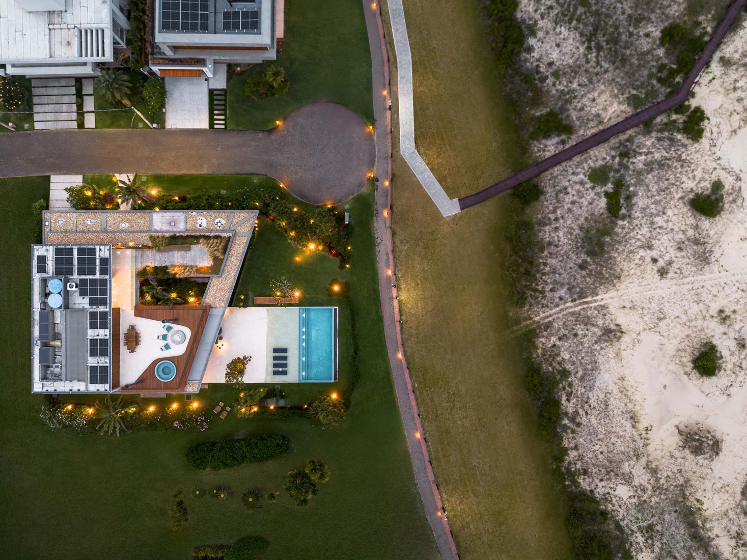 Maré House by Stemmer Rodrigues Arquitectura. Photograph by Gabriel Konrath.