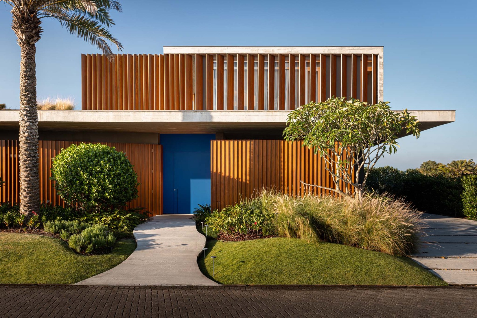 Maré House by Stemmer Rodrigues Arquitectura. Photograph by Gabriel Konrath.