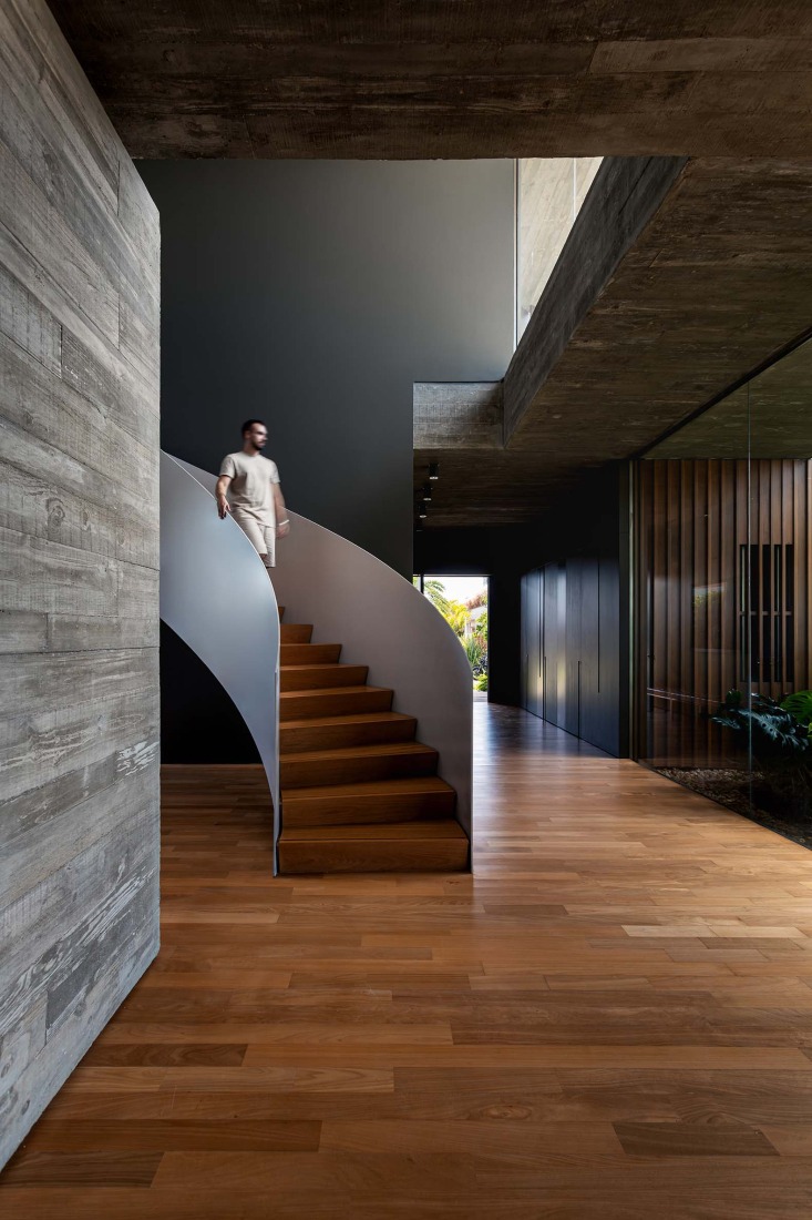 Maré House by Stemmer Rodrigues Arquitectura. Photograph by Gabriel Konrath.