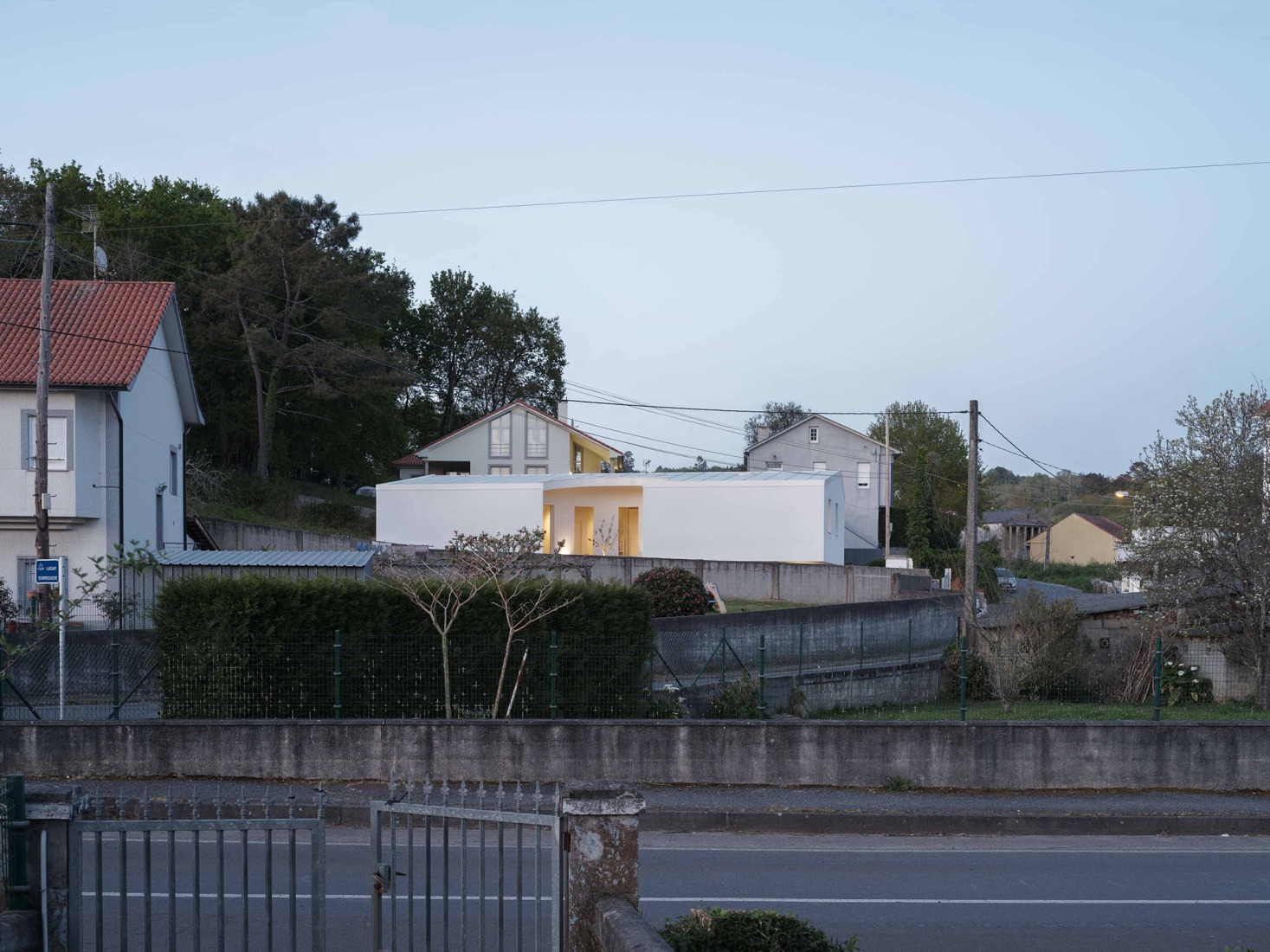 Vivienda Cecebre por Sinaldaba. Fotografía por Luís Díaz Díaz.