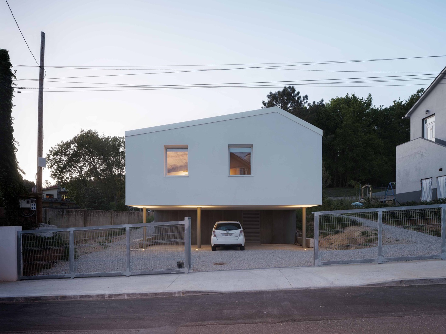 Vivienda Cecebre por Sinaldaba. Fotografía por Luís Díaz Díaz.