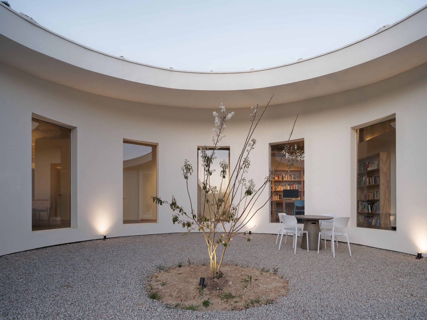 Vivienda Cecebre por Sinaldaba. Fotografía por Luís Díaz Díaz.