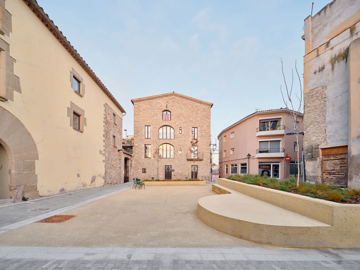 Aguilar Square by vora + Toni Riba. Photograph by Adrià Goula.