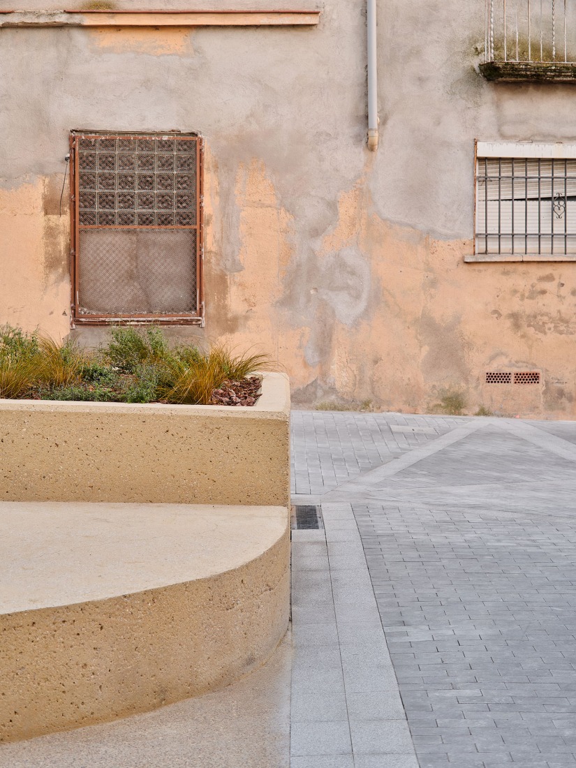 Aguilar Square by vora + Toni Riba. Photograph by Adrià Goula.
