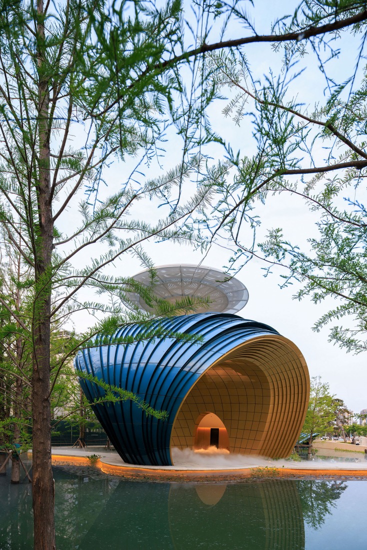 Whale Gate by Wutopia Lab. Photograph by LIU Guowei. 
