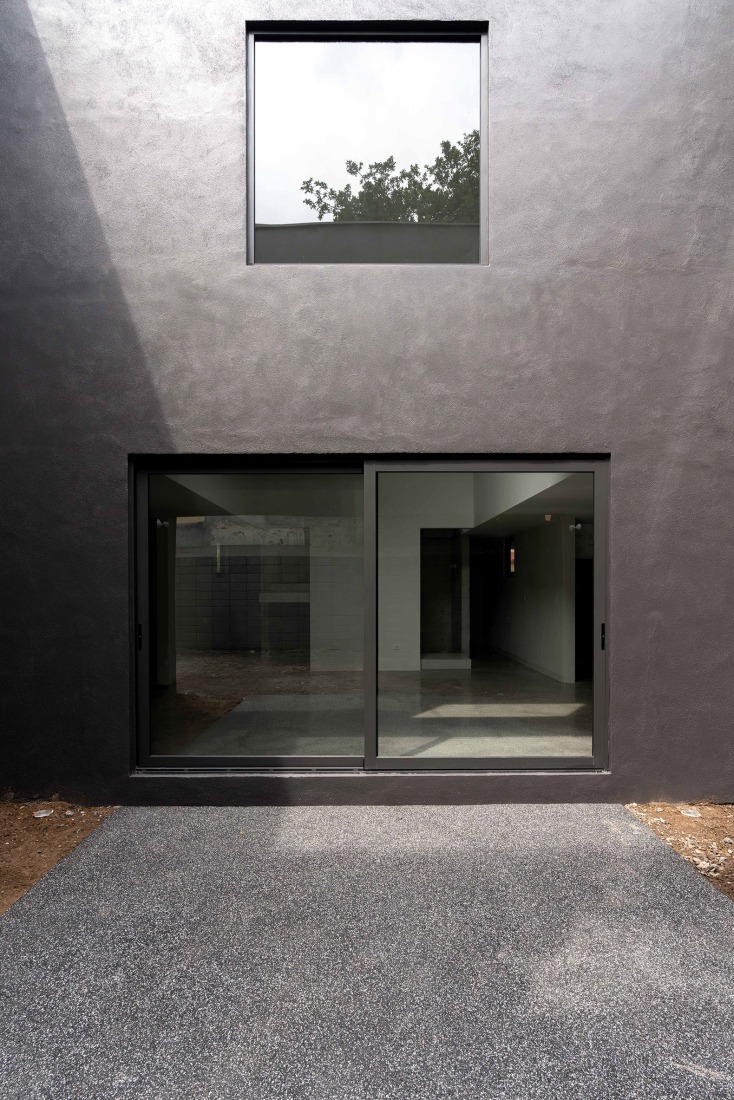 13x13 House by ARKRAFT. Photograph by Héctor Pineda. 