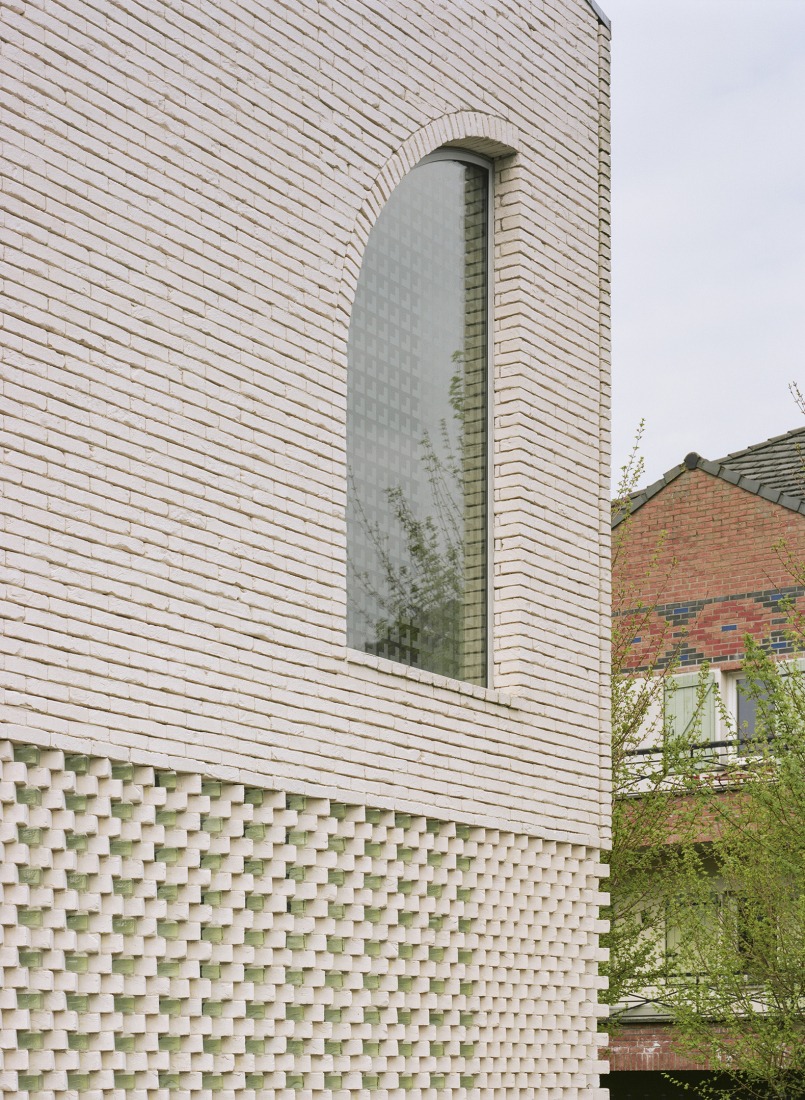 Jean-Claude Casadesus Conservatory and Auditórium by Ateliers O-S architectes. Photograph by Cyrille Weiner.
