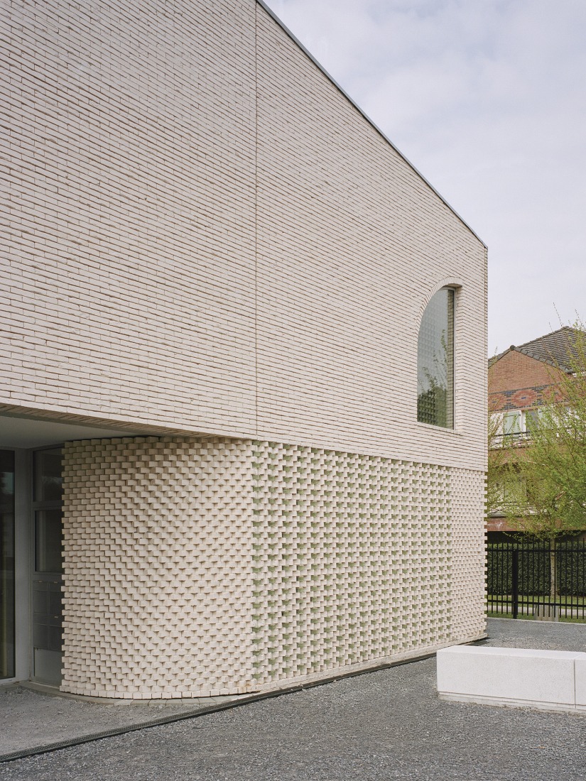 Jean-Claude Casadesus Conservatory and Auditórium by Ateliers O-S architectes. Photograph by Cyrille Weiner.