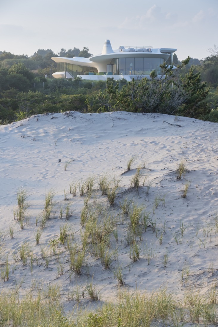Blue Dream House by Diller Scofidio + Renfro. Photograph by Iwan Baan.