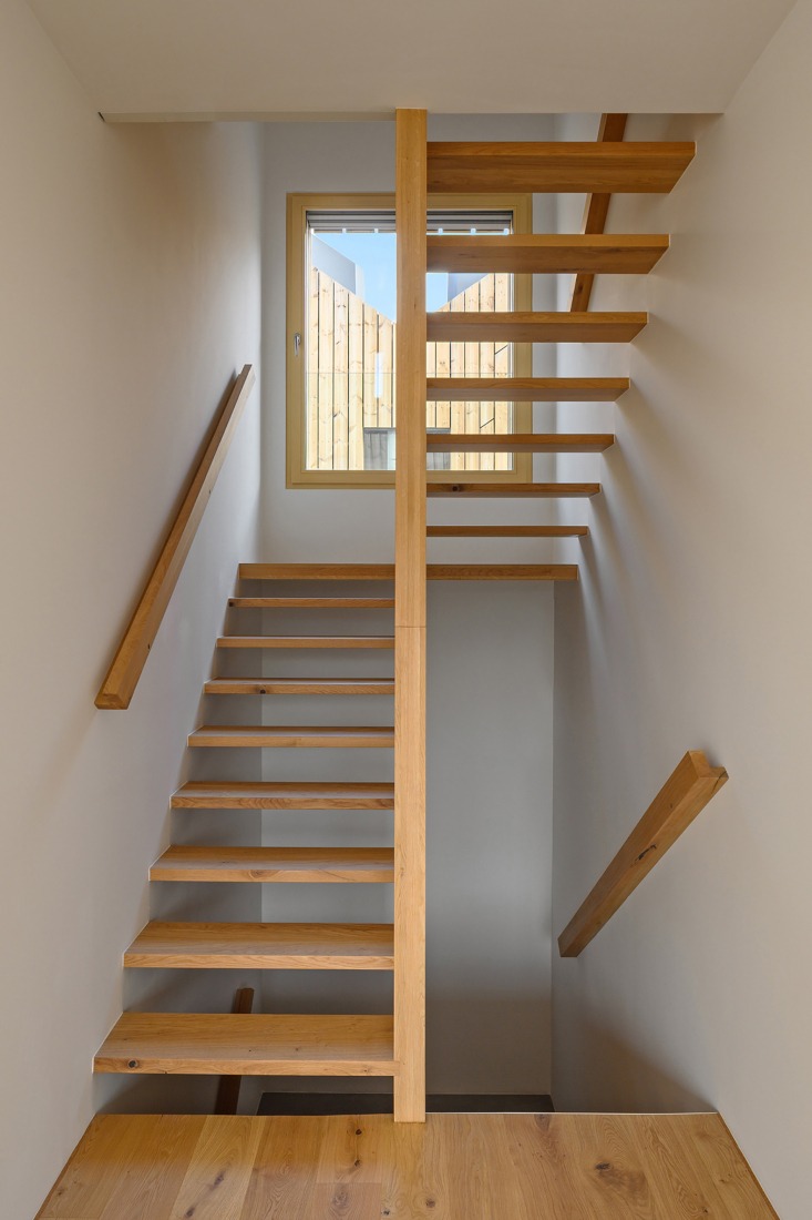 Jezero Residence by ENOTA. Photograph by Miran Kambič.