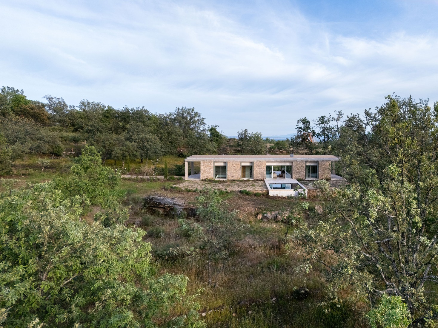 RJ House by Estudio Arquitectura Hago. Photograph by Gabriel Gallego.