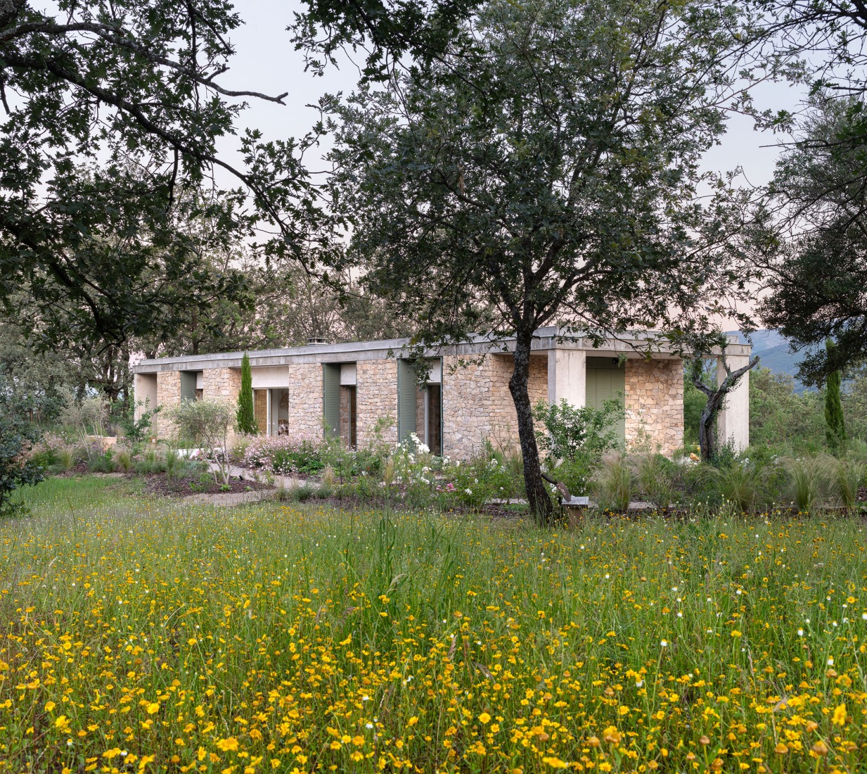 RJ House by Estudio Arquitectura Hago. Photograph by Gabriel Gallego.