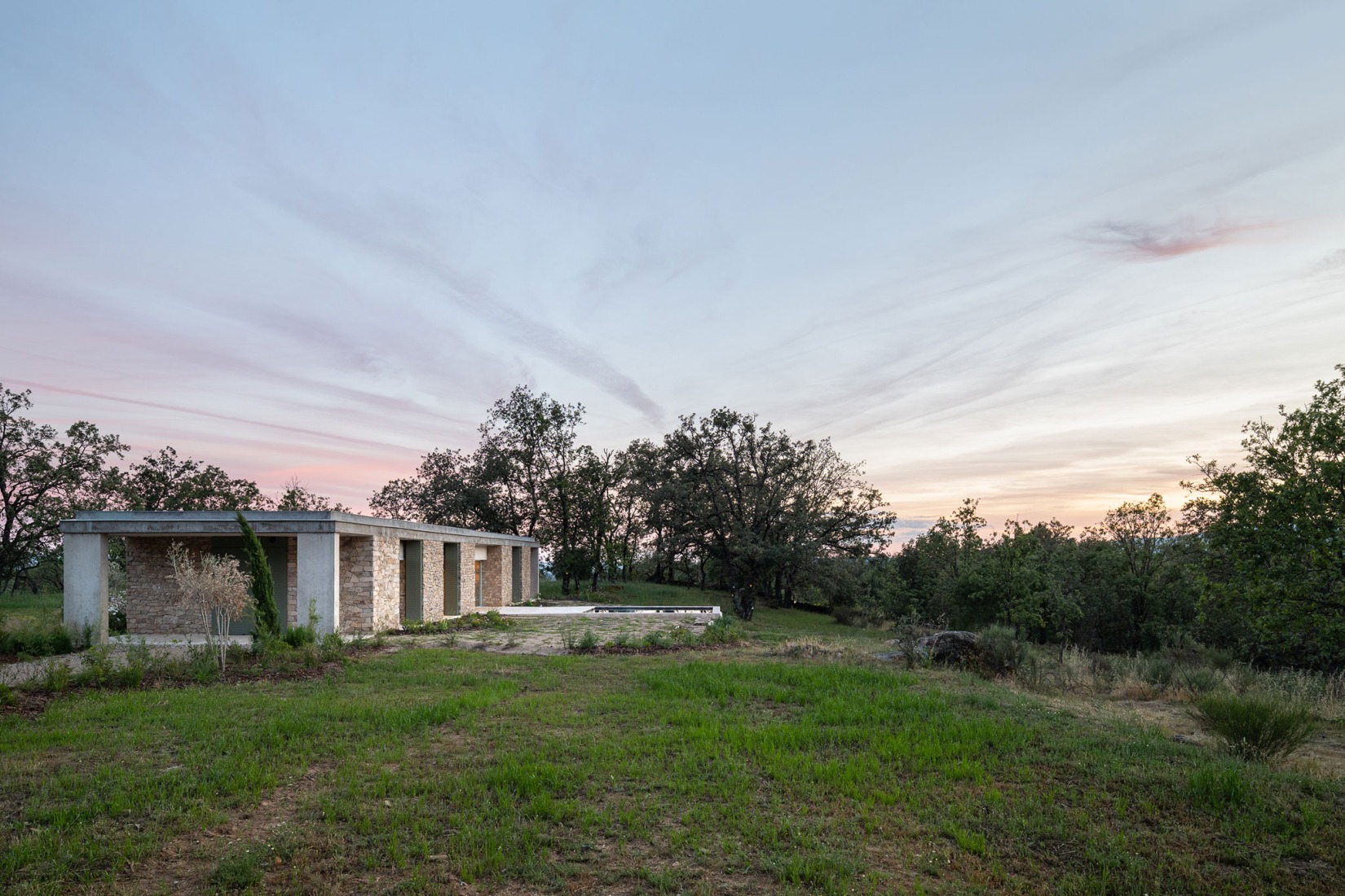 RJ House by Estudio Arquitectura Hago. Photograph by Gabriel Gallego.
