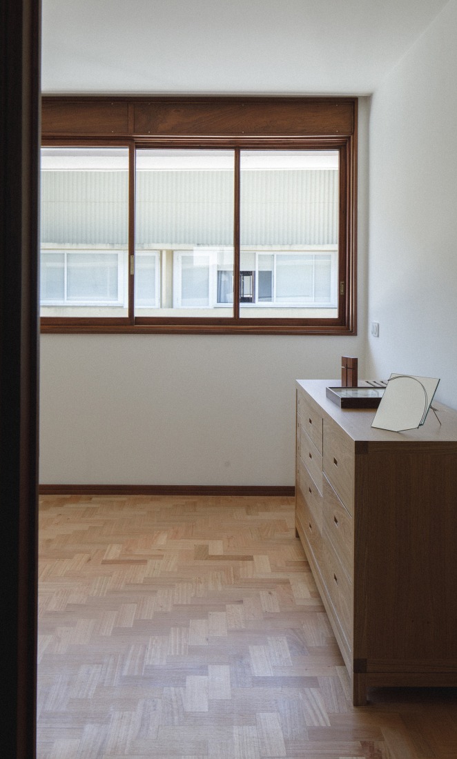 House in "O Lar Familiar" by José Pedro Lima. Photograph by José Campos.