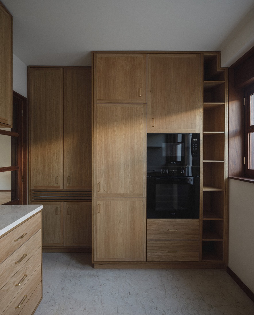 House in "O Lar Familiar" by José Pedro Lima. Photograph by José Campos.
