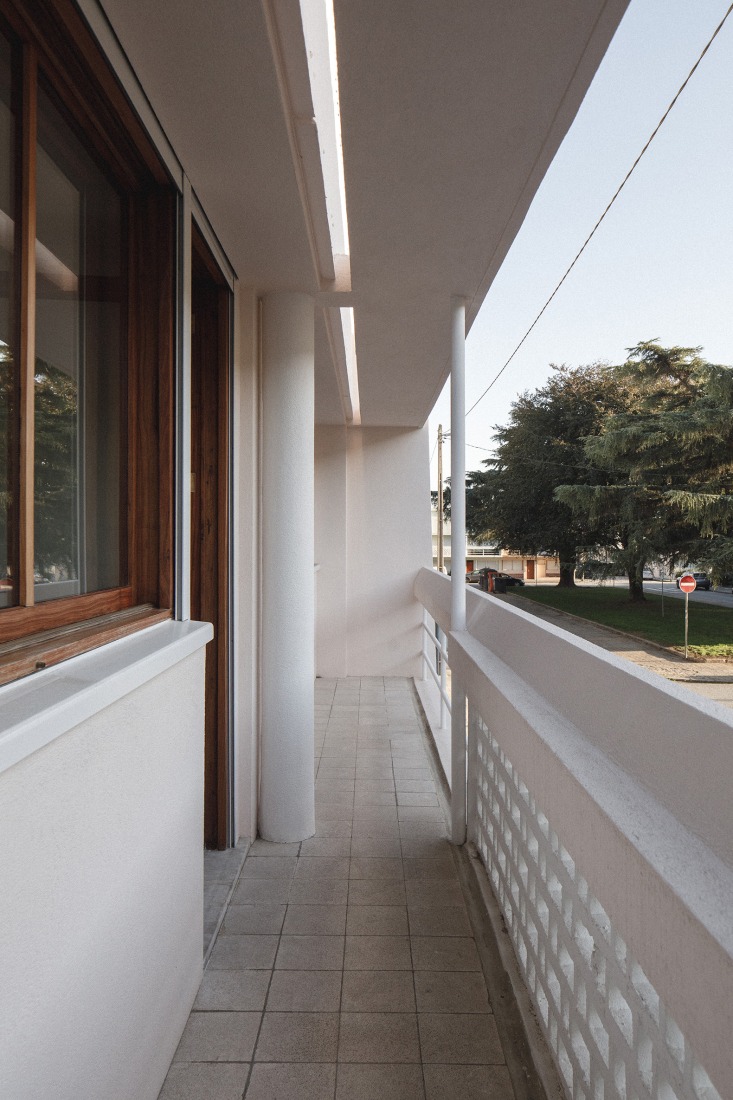 House in "O Lar Familiar" by José Pedro Lima. Photograph by José Campos.