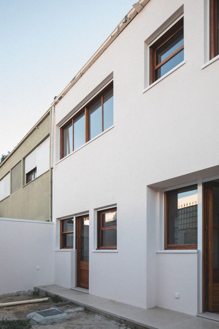 House in "O Lar Familiar" by José Pedro Lima. Photograph by José Campos.