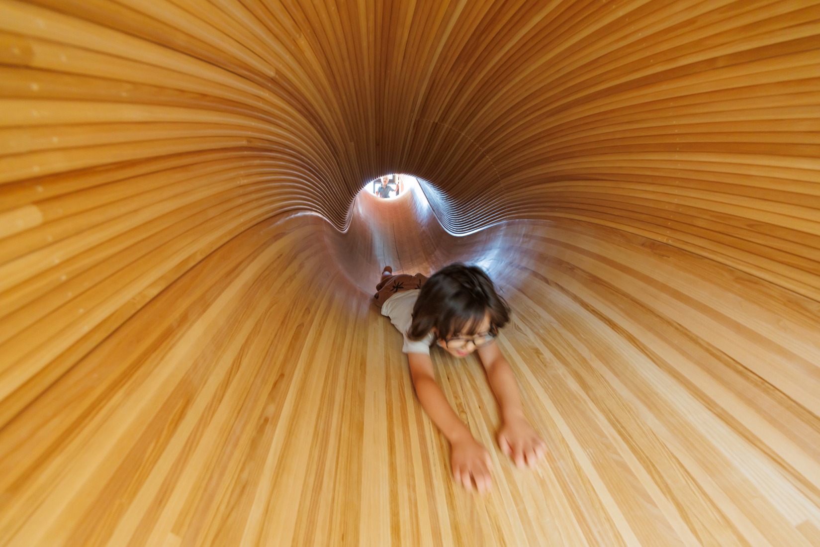 "Kinderoase an der TUM" by Kéré Architecture. Photograph by Iwan Baan.