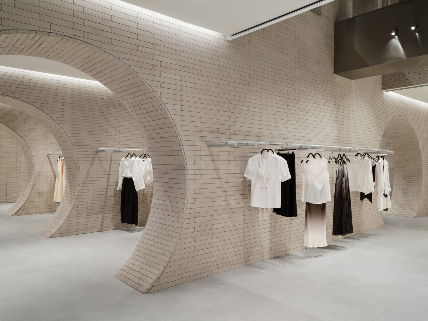 Tienda Insignia Urban Revivo por MVRDV. Fotografía por Wen Studio.