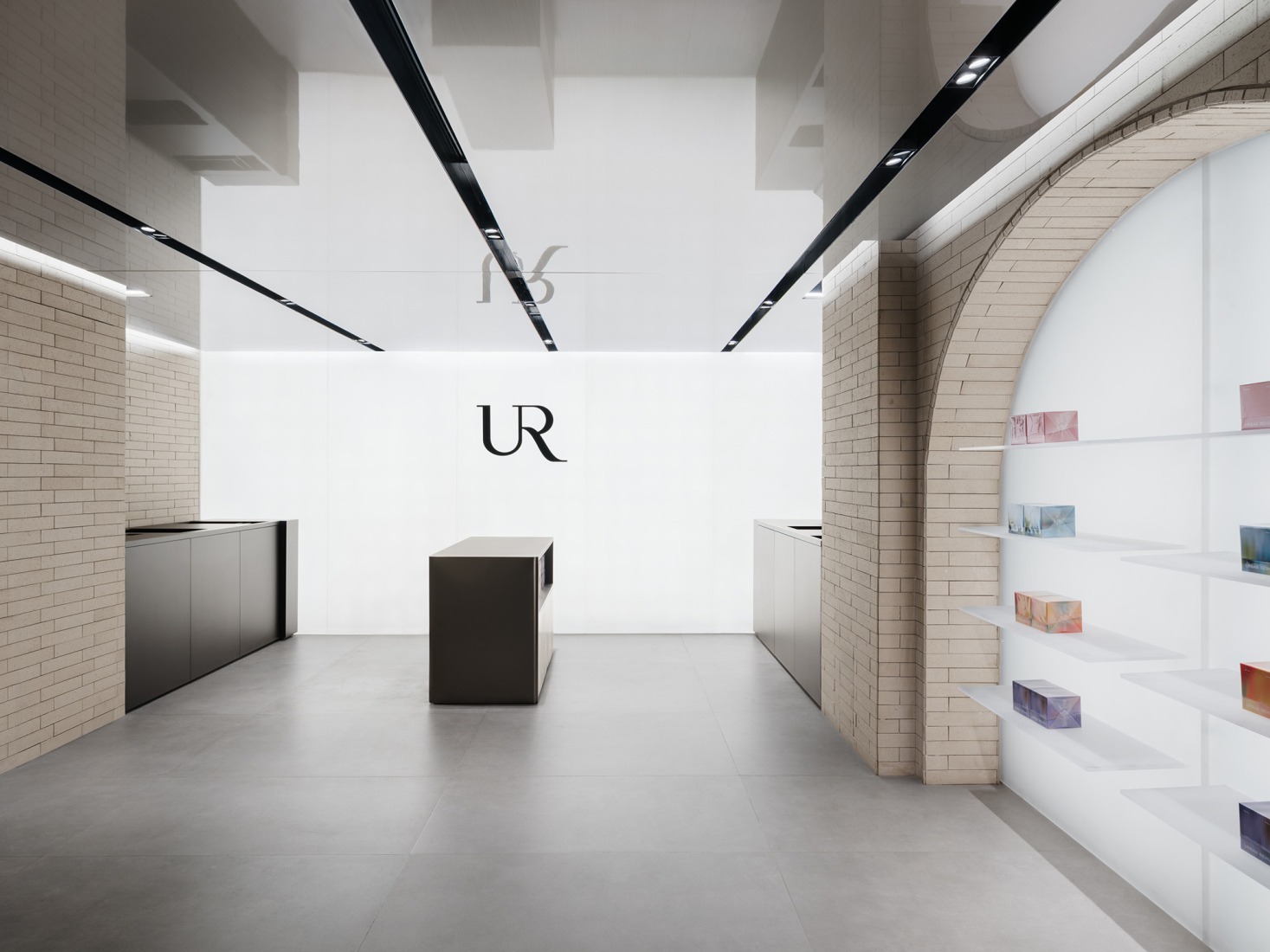 Tienda Insignia Urban Revivo por MVRDV. Fotografía por Wen Studio.