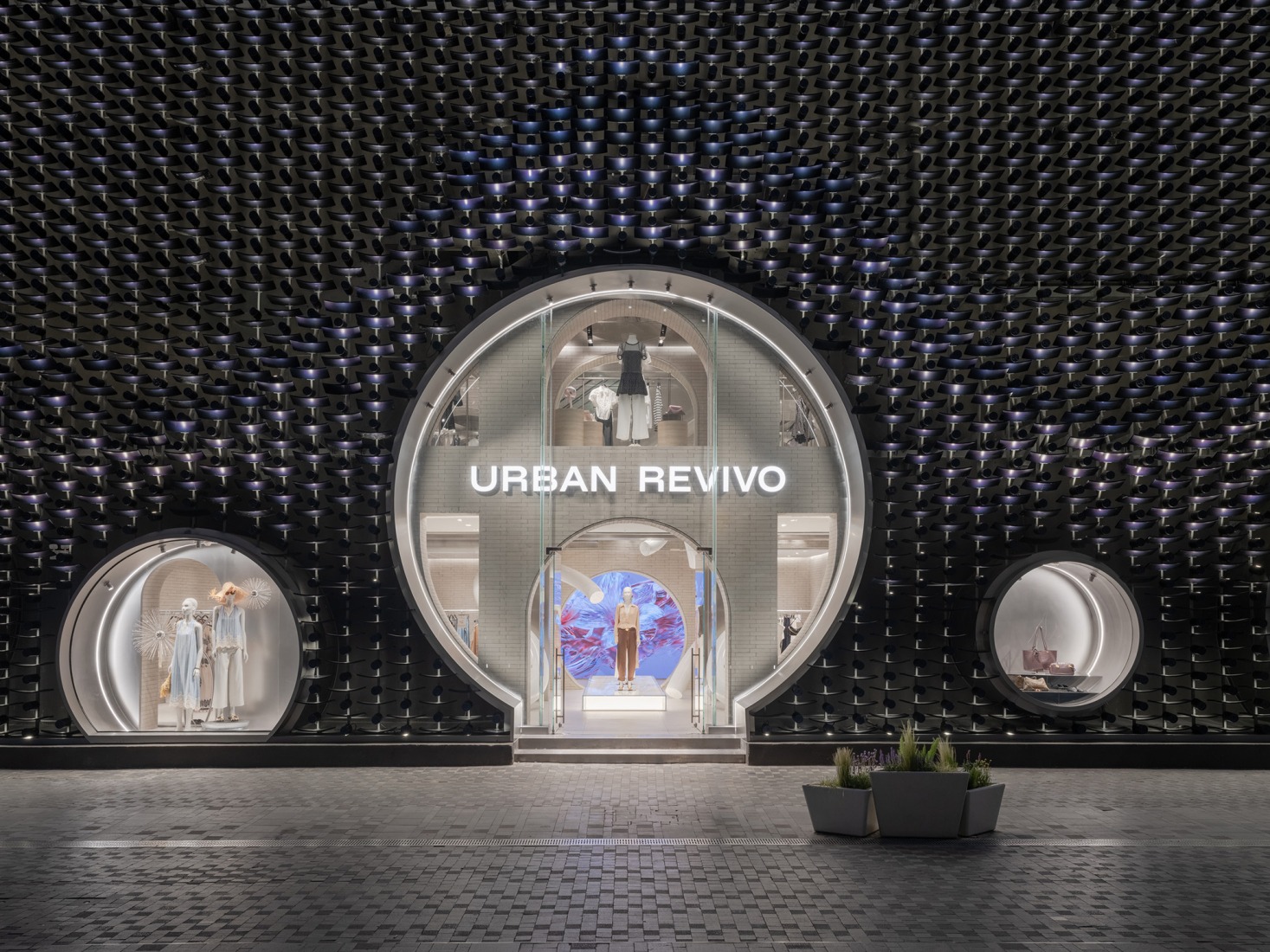 Tienda Insignia Urban Revivo por MVRDV. Fotografía por Wen Studio.