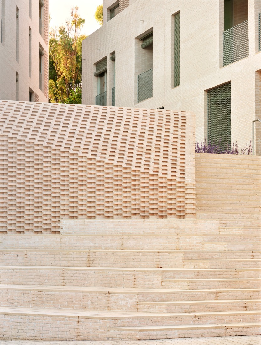 "Air Passage" by Peris + Toral Arquitectes. Photograph by José Hevia.