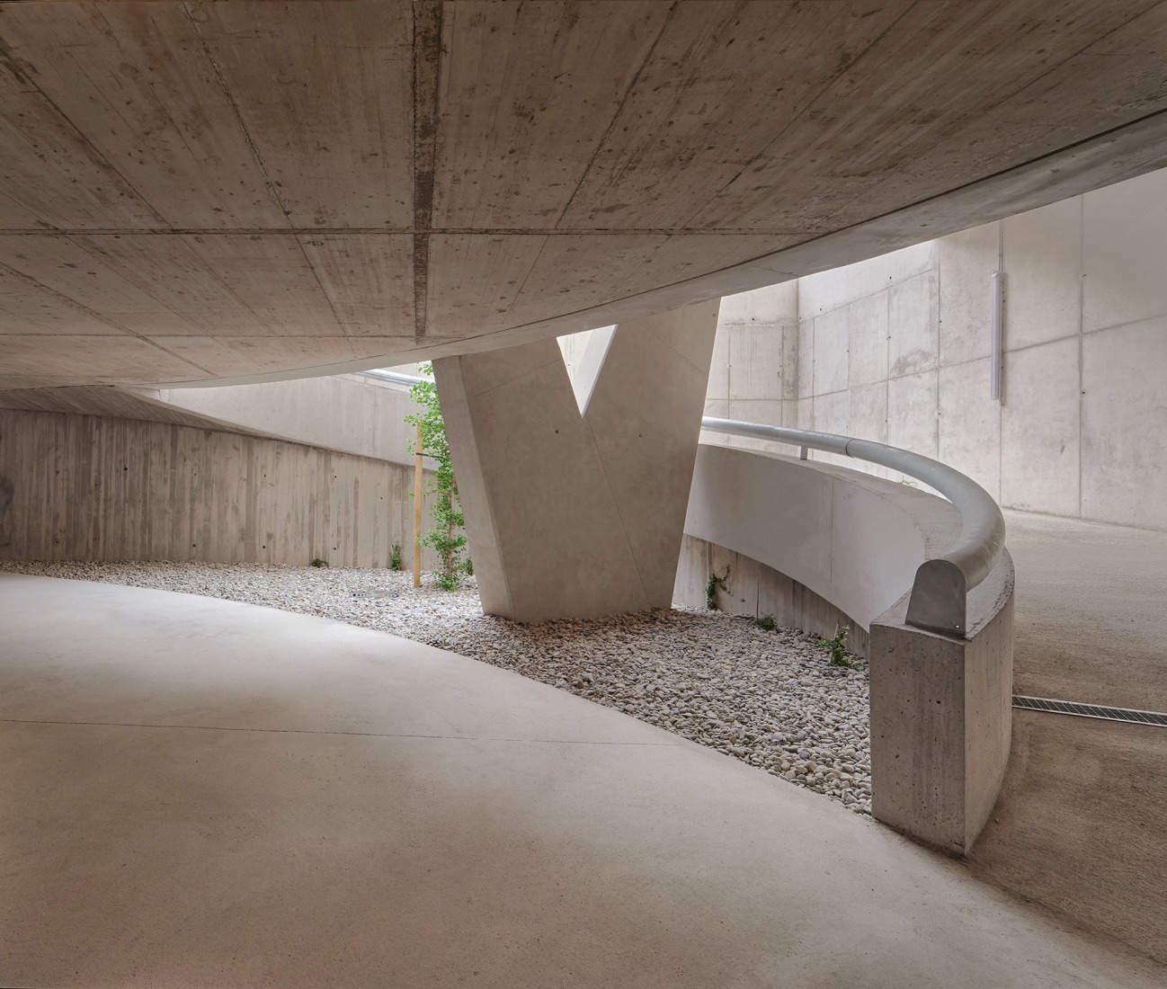 "Air Passage" by Peris + Toral Arquitectes. Photograph by José Hevia.