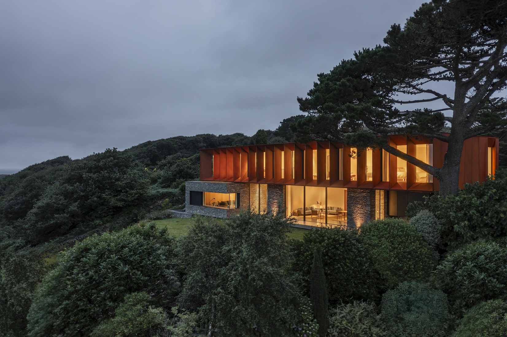Casa Porthmadog por Ström Architects. Fotografía por James Silverman.