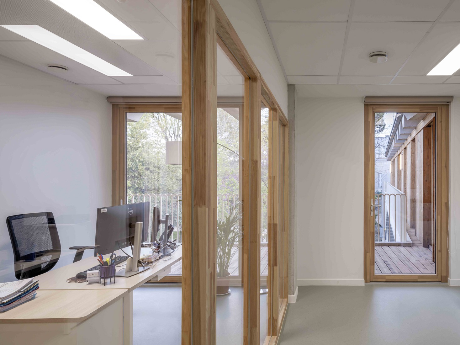 "Espace Ambroise Croizat" TAUTEM Architecture. Photograph by Luc Boegly.