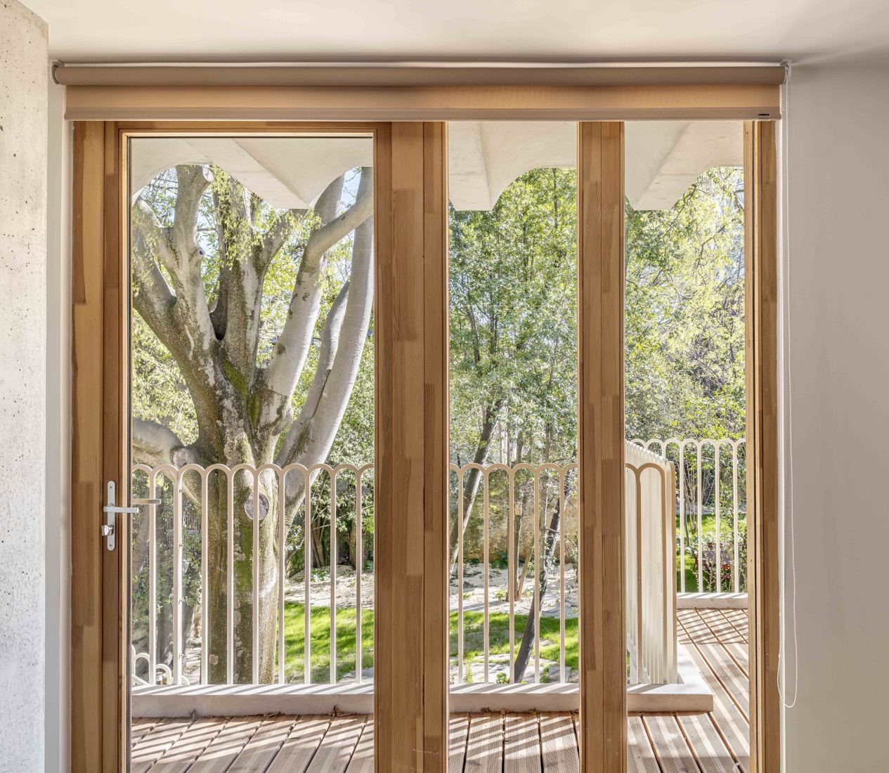 "Espace Ambroise Croizat" TAUTEM Architecture. Photograph by Luc Boegly.