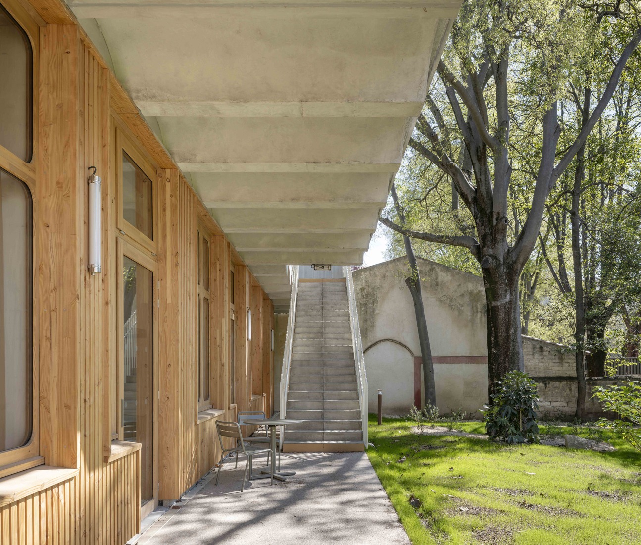 "Espace Ambroise Croizat" TAUTEM Architecture. Photograph by Luc Boegly.