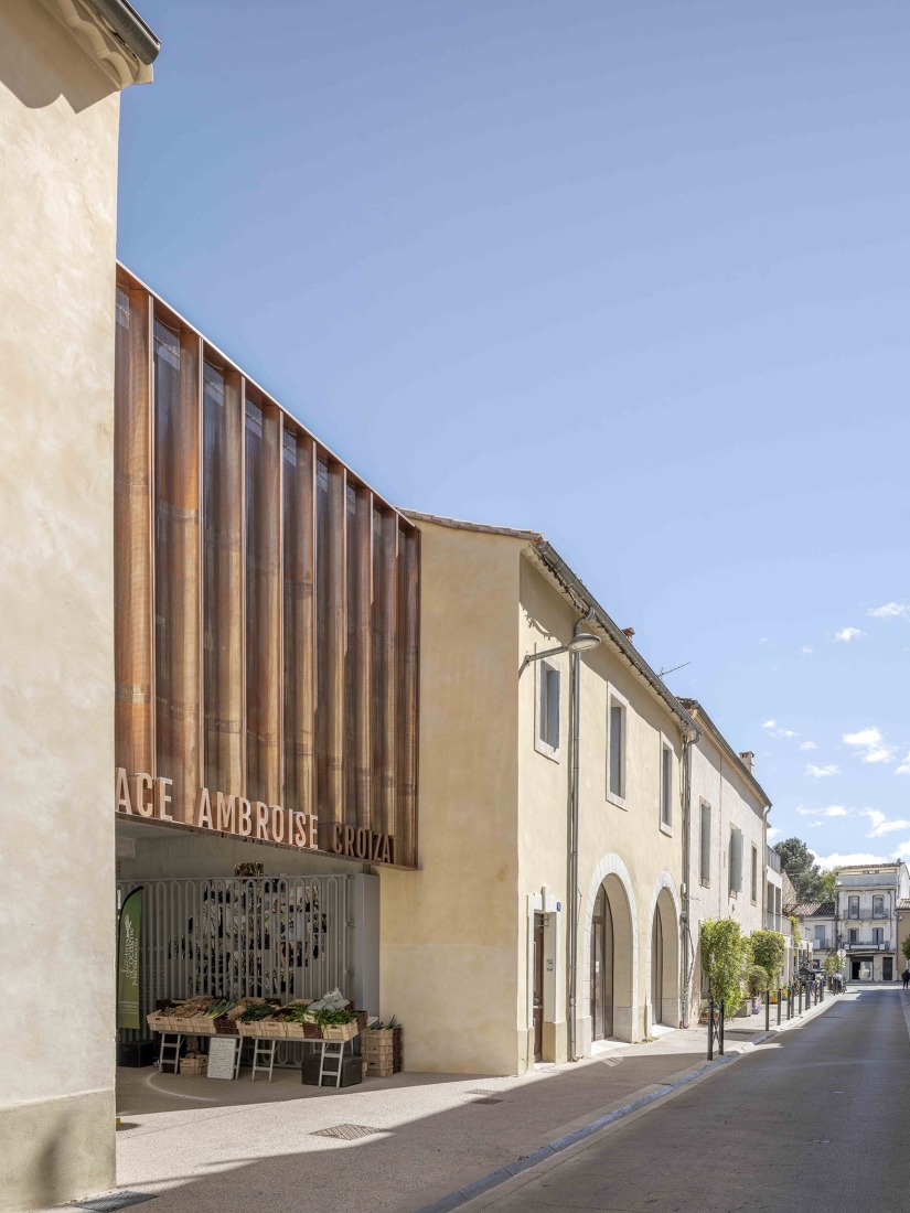"Espace Ambroise Croizat" TAUTEM Architecture. Photograph by Luc Boegly.
