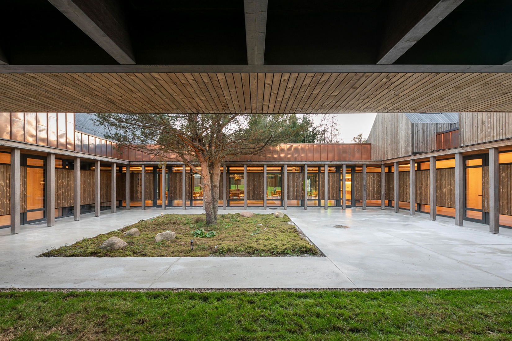 Sanctum by Arches. Photograph by Leonas Garbačauskas.