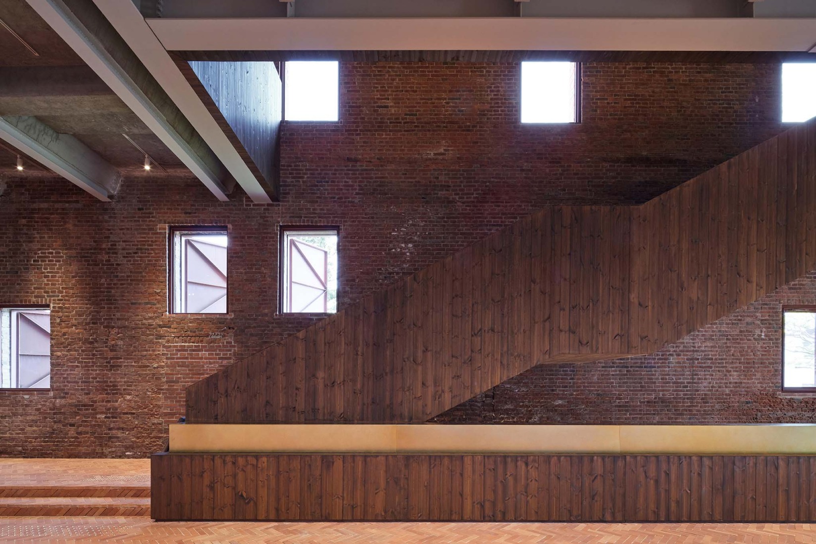 Hirosaki Museum of Contemporary Art by Atelier Tsuyoshi Tane Architects. Photograph by Daici Ano.