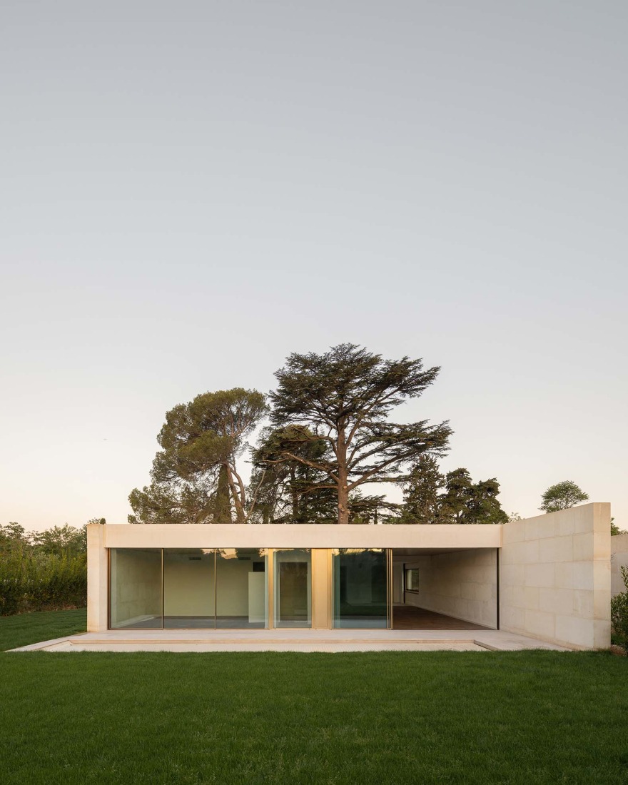 Bel Air estate by Atelier Stéphane Fernandez. Photograph by We are content(s).