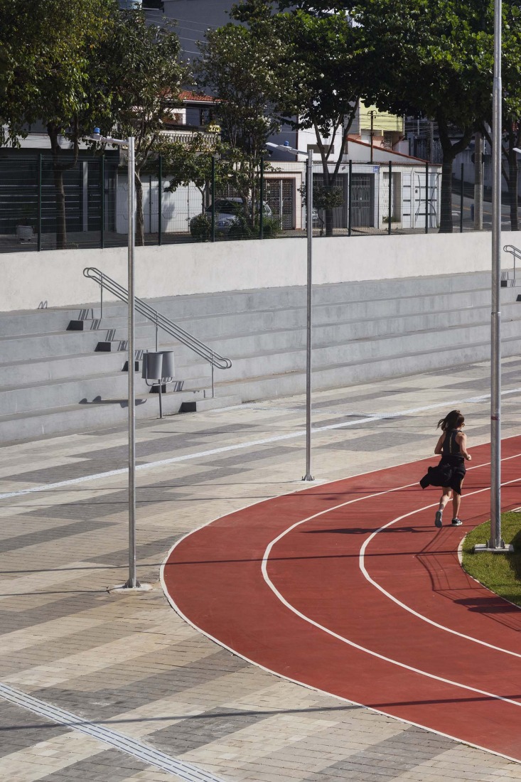 King Pelé Park by Biselli Katchborian + Consoante Arquitetura e Integração. Photograph by Studio Gui Uemura.