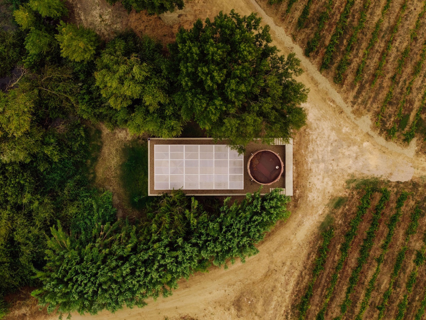 House with no skin by Bureau des Mésarchitectures. Photograph by Francisco Nogueira.