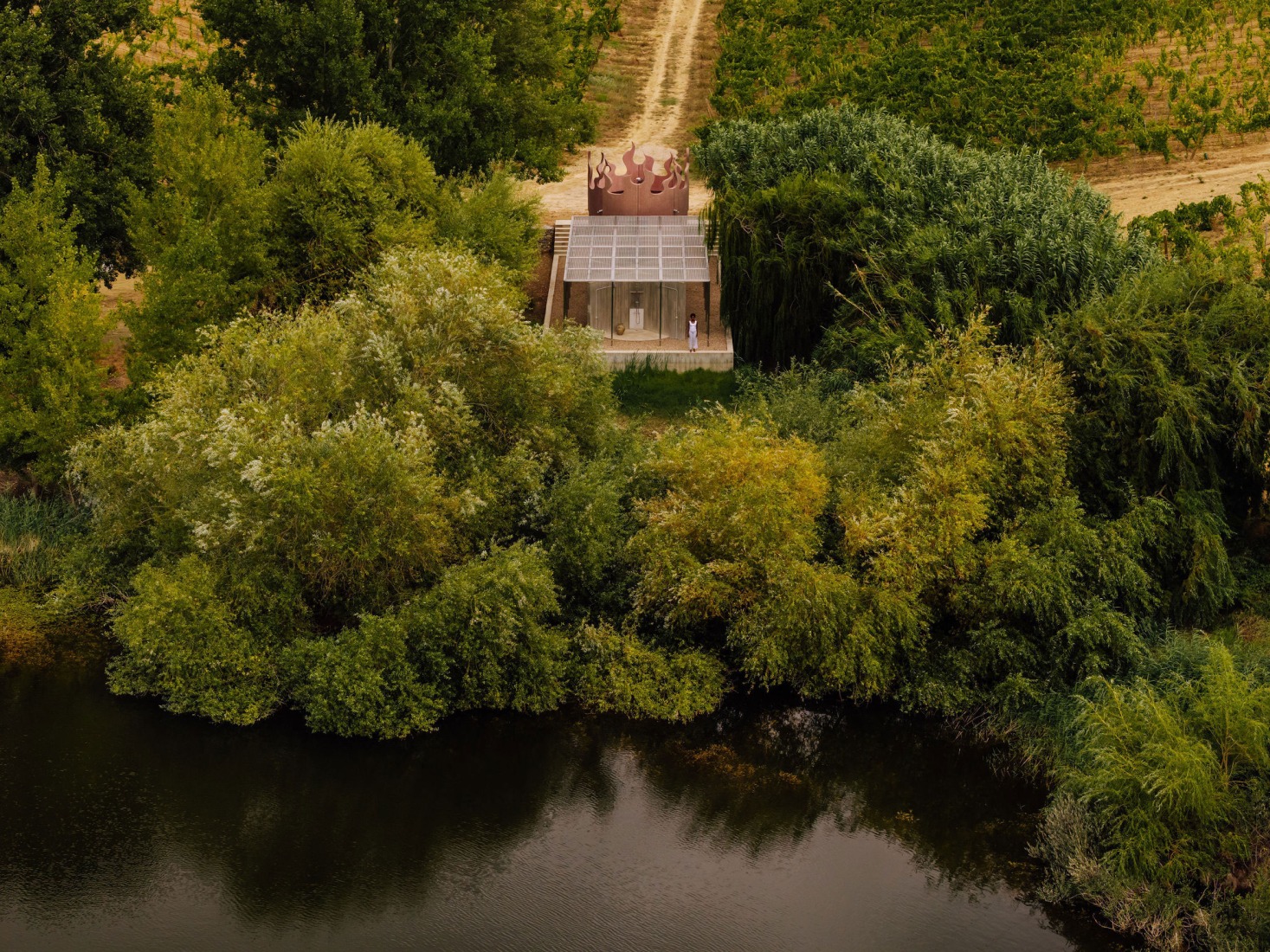 House with no skin by Bureau des Mésarchitectures. Photograph by Francisco Nogueira.