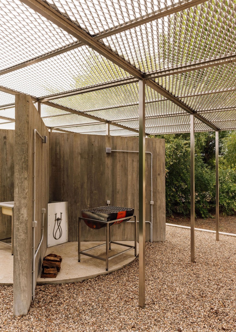 House with no skin by Bureau des Mésarchitectures. Photograph by Francisco Nogueira.