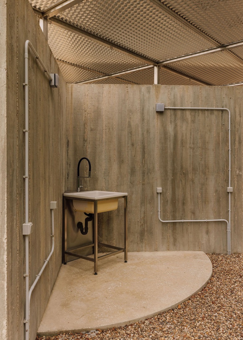 House with no skin by Bureau des Mésarchitectures. Photograph by Francisco Nogueira.