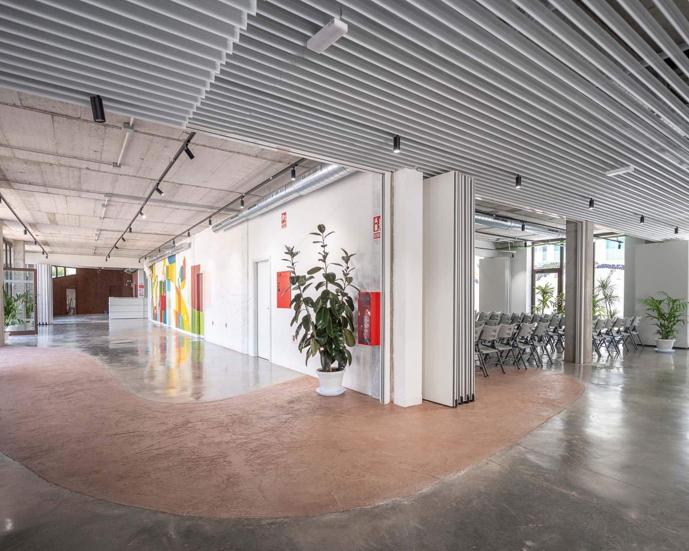 Casa de la juventud por DUNAR arquitectos + Felipe Retuerto. Fotografía por RN Fotógrafos.