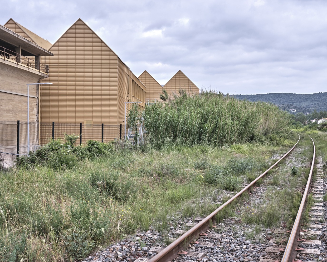 Centro Cultural «La Tuilerie» por Ferrier Marchetti Studio. Fotografía por Myr Muratet.
