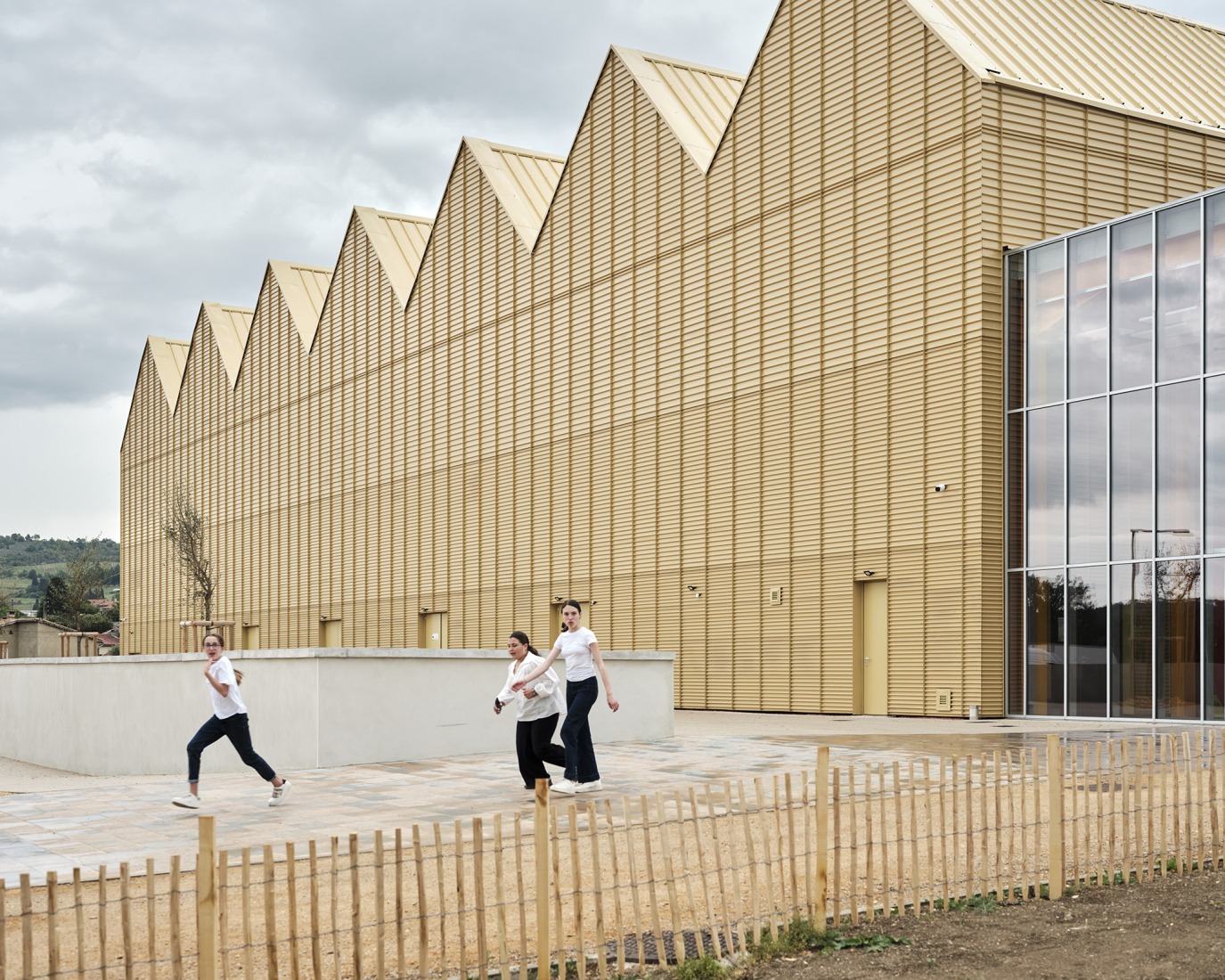 Centro Cultural «La Tuilerie» por Ferrier Marchetti Studio. Fotografía por Myr Muratet.