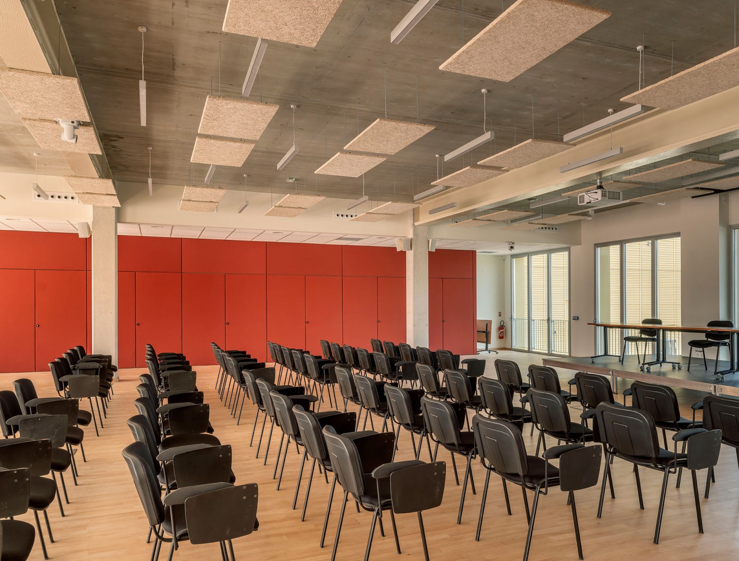 Centro Cultural «La Tuilerie» por Ferrier Marchetti Studio. Fotografía por Myr Muratet.