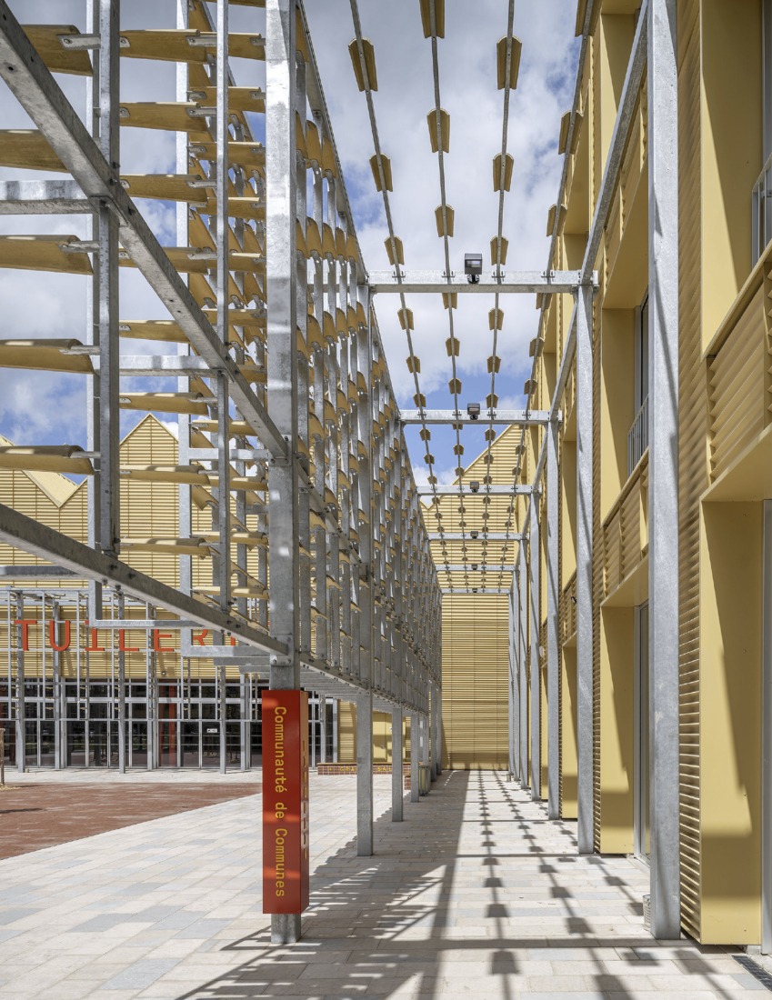 Centro Cultural «La Tuilerie» por Ferrier Marchetti Studio. Fotografía por Luc Boegly.