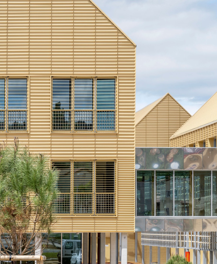 Centro Cultural «La Tuilerie» por Ferrier Marchetti Studio. Fotografía por Luc Boegly.